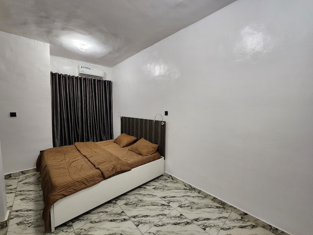 The Milton Apartment — 4-Star Luxury Hotel in Lagos, Nigeria