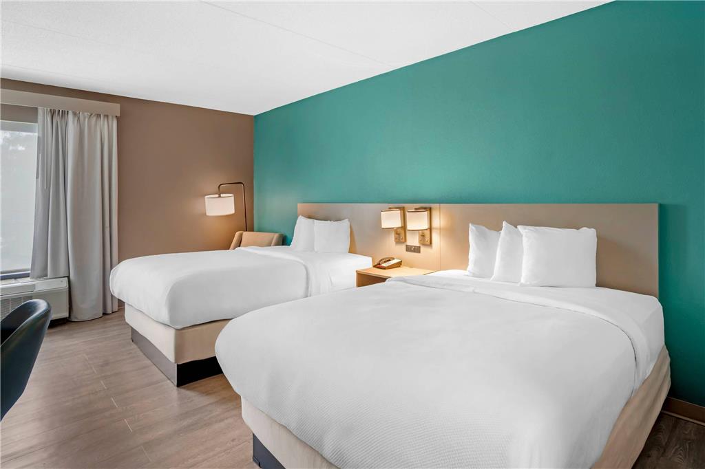 Comfort Inn & Suites Mt. Holly Westampton - photo 15