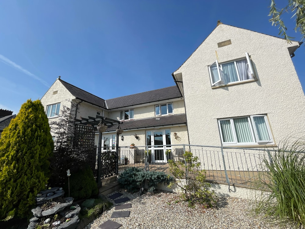 Bojangles Guest House — 4-Star Luxury Hotel in Gretna, United Kingdom