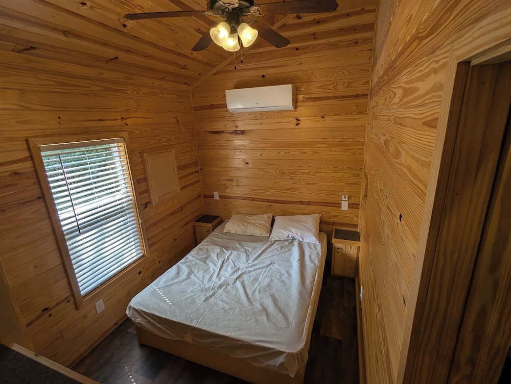 Bonanza Camping Resort - photo 4