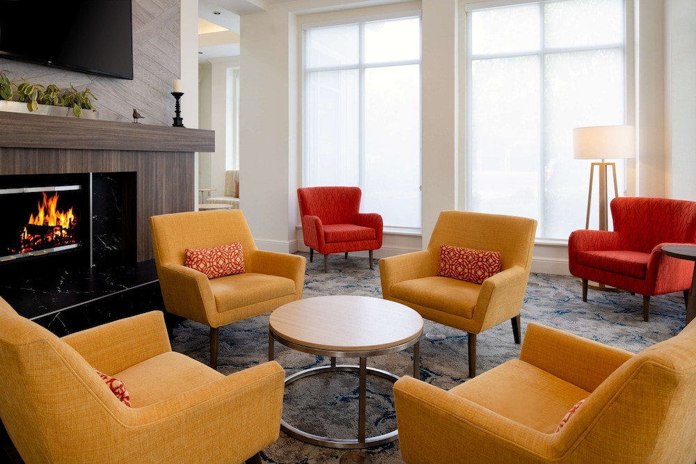 Hilton Garden Inn Roseville - photo 4