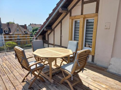 Appartement terrasse parking privAc MeublAc de Tourisme 4 Actoiles — 4-Star Luxury Hotel in Belfort, France