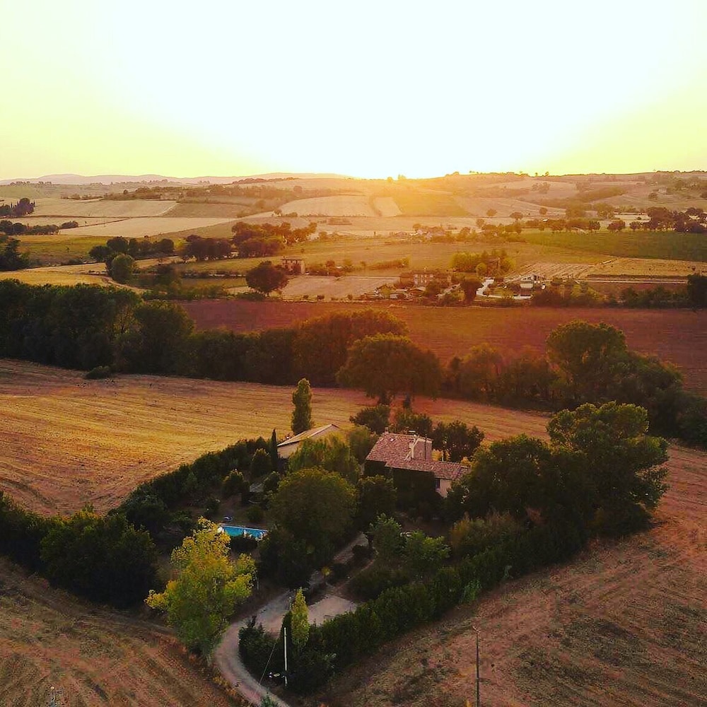 La Fratta Art House — 4-Star Luxury Hotel in Marsciano, Italy
