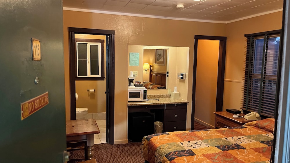 Jumping Frog Motel - photo 4