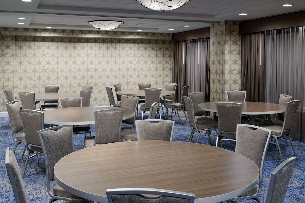 Hampton Inn & Suites Tampa Ybor City Downtown - photo 29