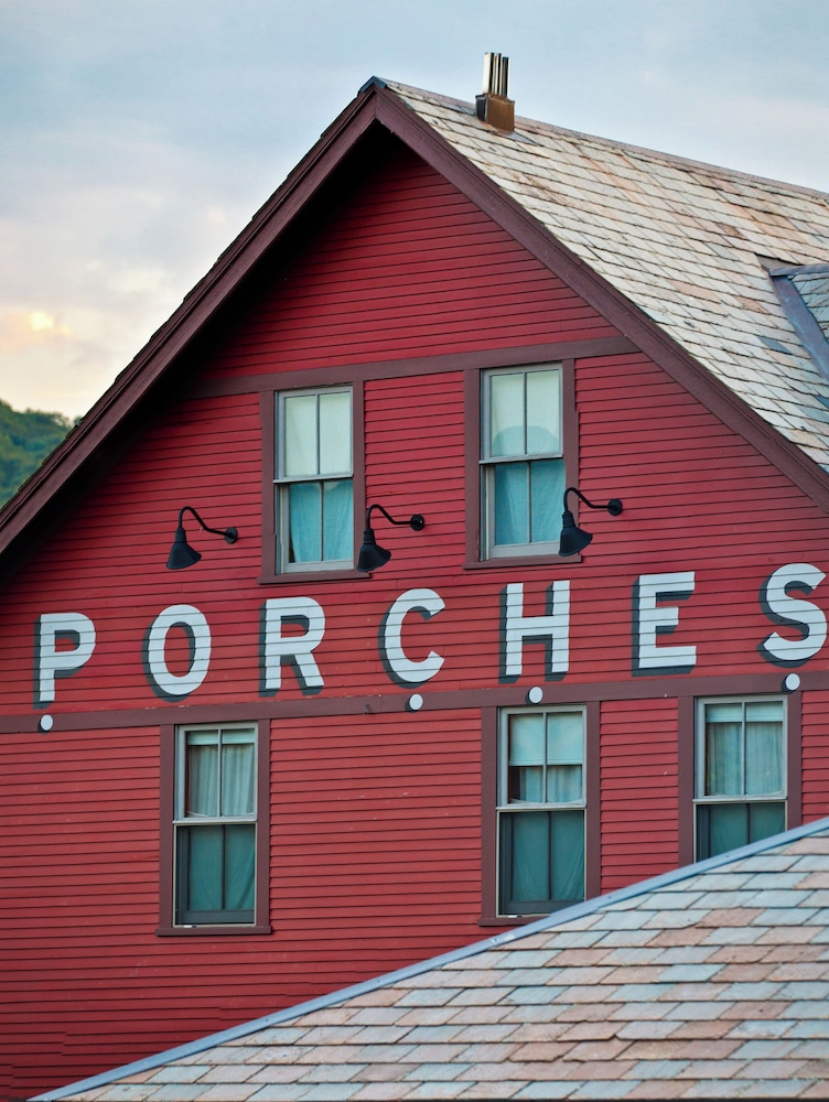 The Porches Inn at Mass MoCA - photo 84