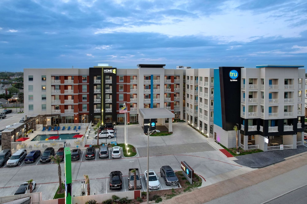 Home2 Suites by Hilton Galveston - photo 57