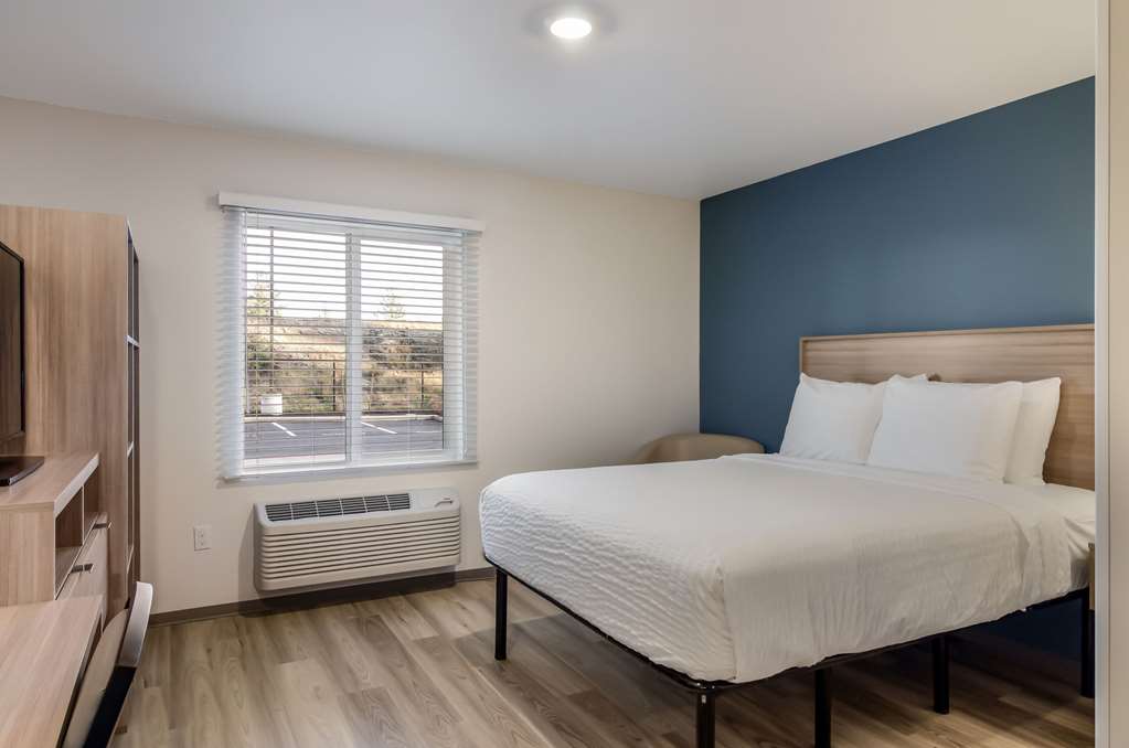 WoodSpring Suites Tacoma Lakewood - photo 12