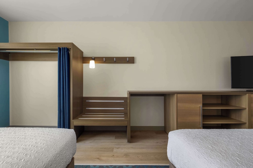 Home2 Suites by Hilton Austin East Side 5th Street - photo 14