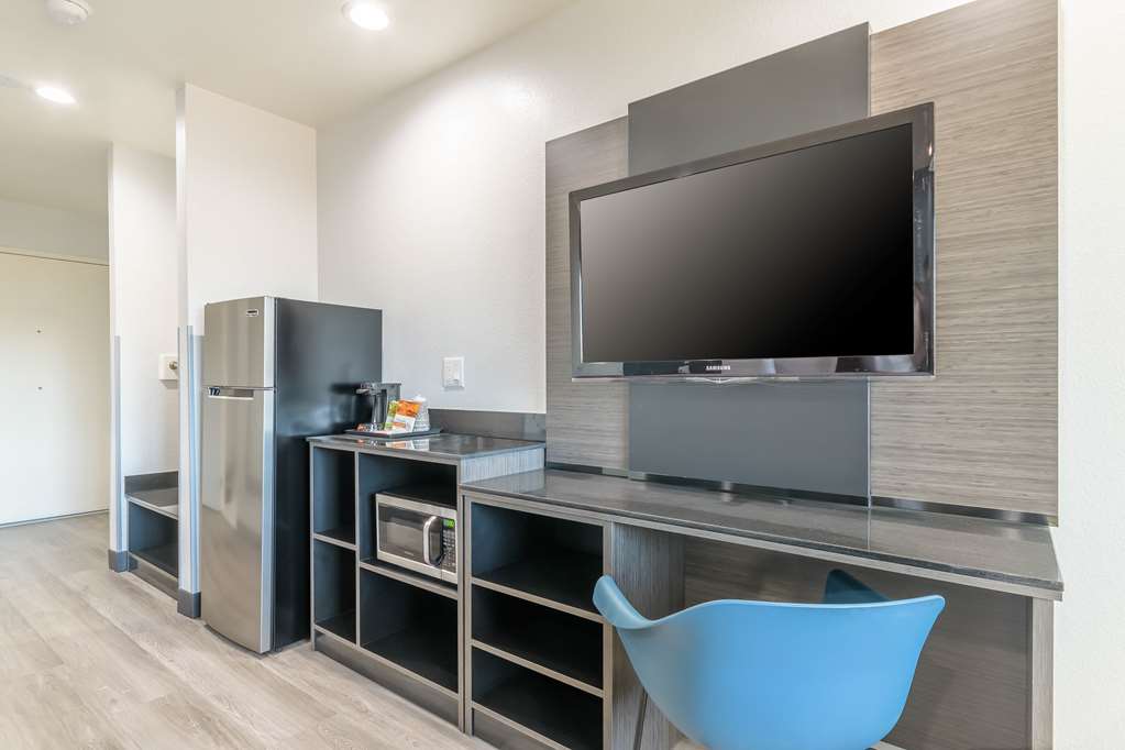 Studio 6 Suites Perris CA - photo 12