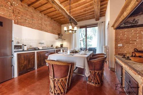 Partino ArtHouse in Palaia, Italy