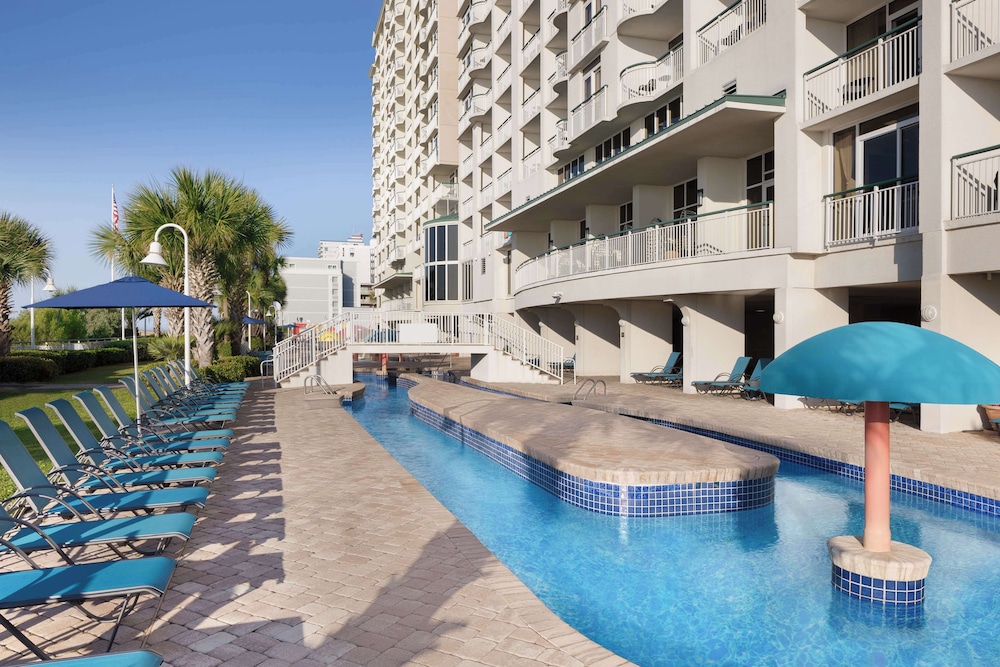 Hampton Inn & Suites Myrtle Beach Oceanfront - photo 47