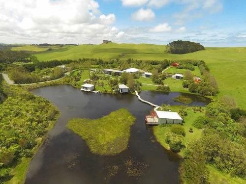 Wai Hou Oma Lodge — 4-Star Luxury Hotel in Dargaville, New Zealand