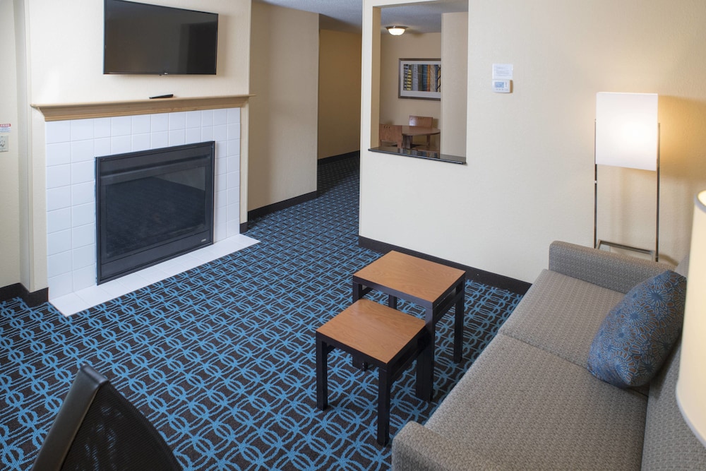 Fairfield Inn by Marriott White River Junction - photo 7