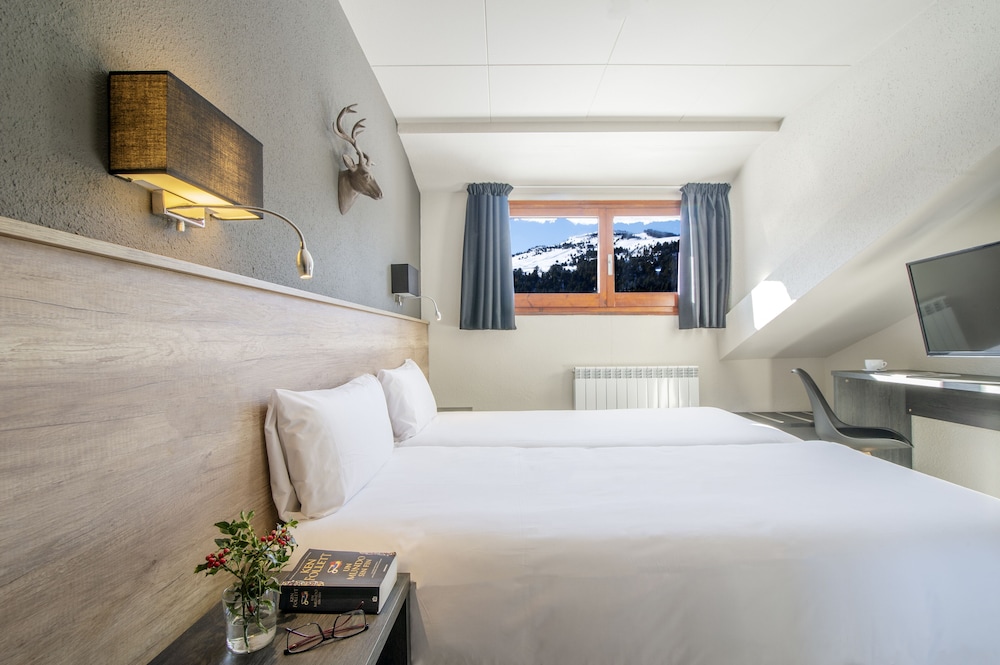 Hotel Austria by Pierre & Vacances in Andorra La Vella, Andorra