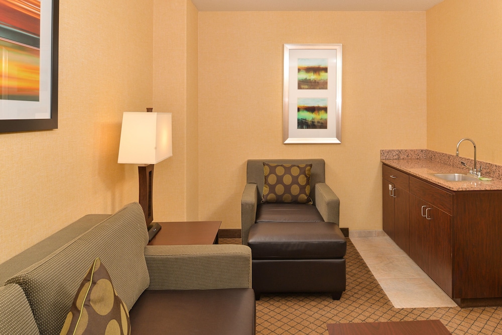 Holiday Inn Express Sacramento Airport Woodland by IHG - photo 50