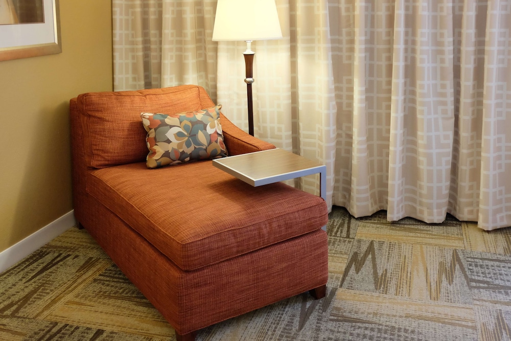 Hampton Inn Lima - photo 26