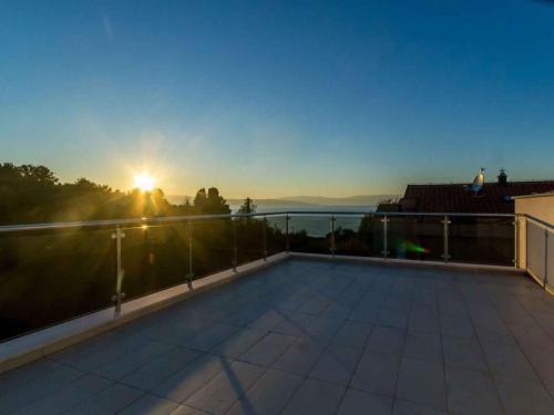 Apartment Casa del Mar — 4-Star Luxury Hotel in Njivice, Croatia
