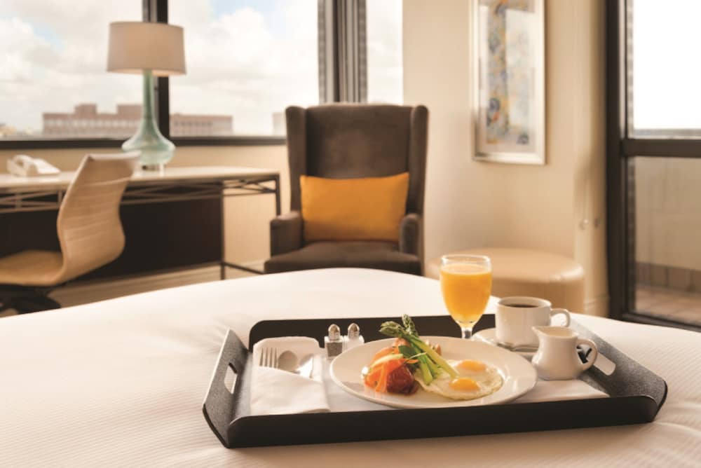 Hilton Miami Airport Blue Lagoon - photo 23