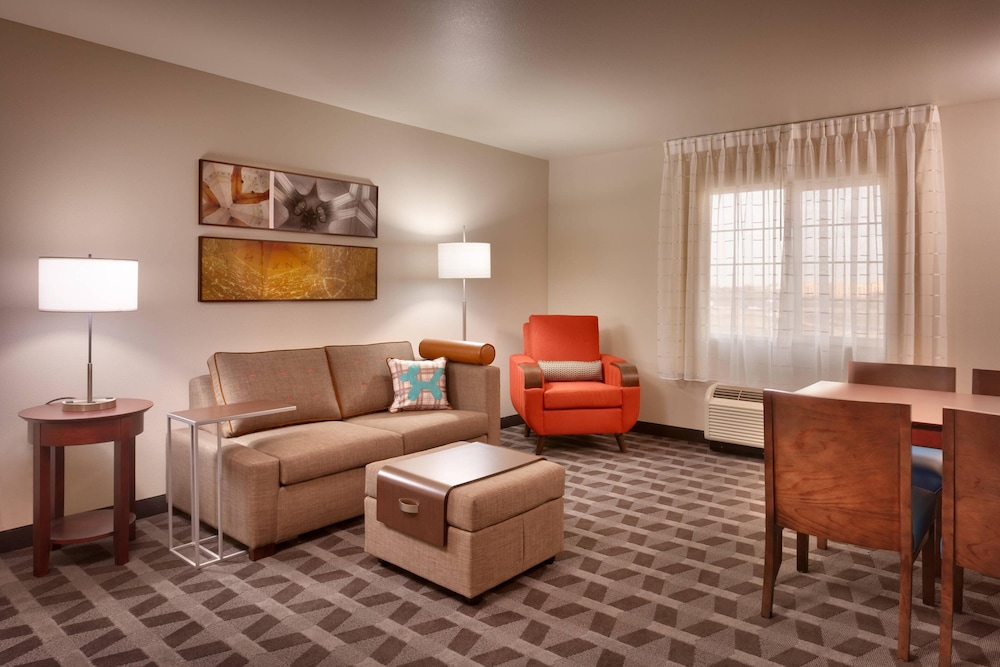 Towneplace Suites Marriott Meridian - photo 13