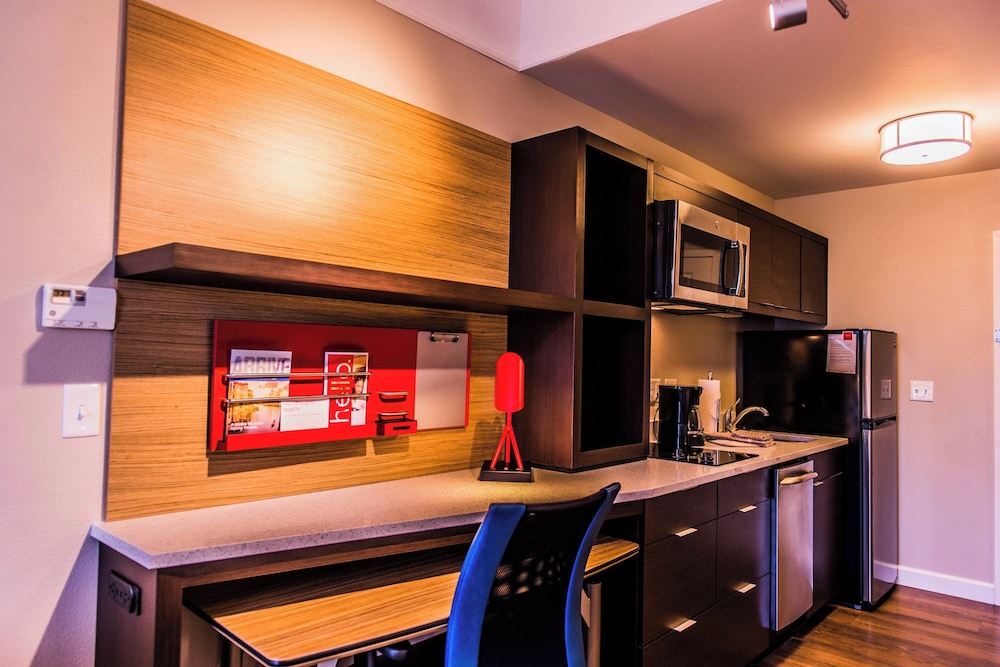 Towneplace Suites by Marriott Evansville Newburgh - photo 14