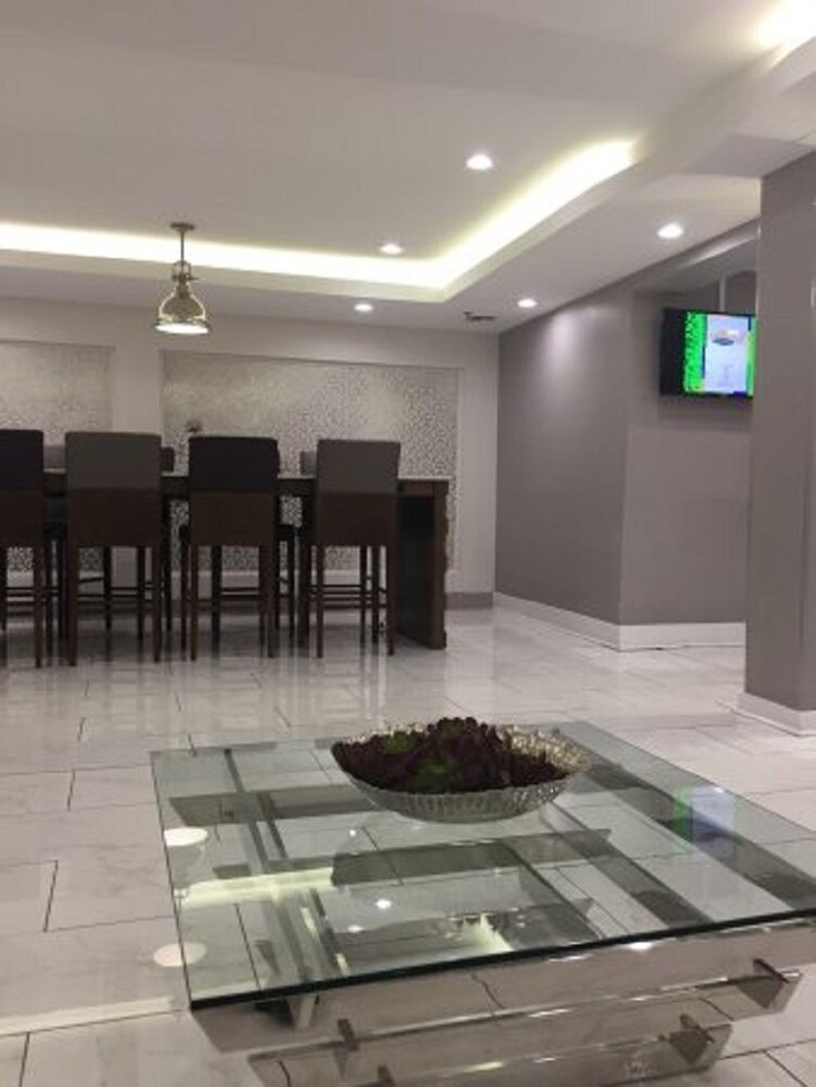 Wyndham Garden New Orleans Airport - photo 3