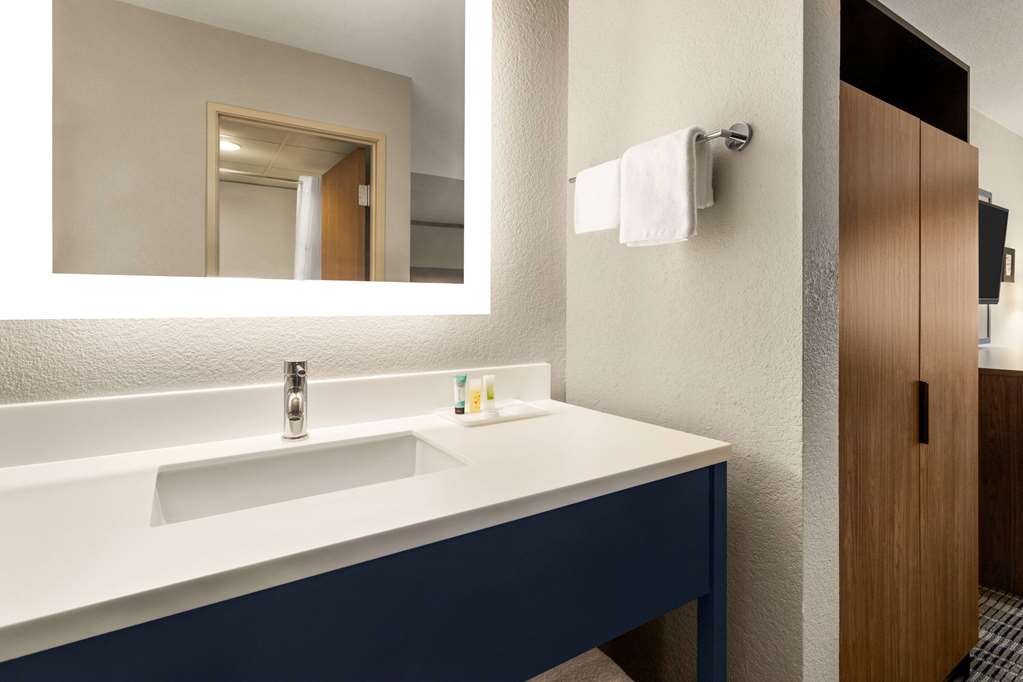 AmericInn by Wyndham Branson & Conference Center - photo 39