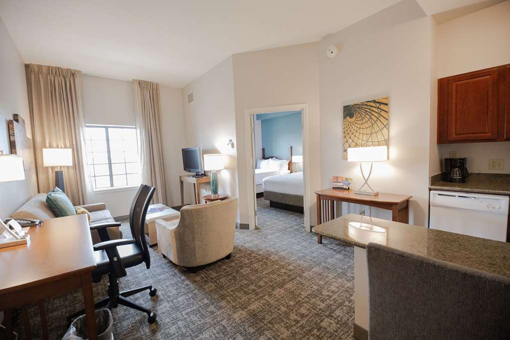 Sonesta ES Suites Baton Rouge University at Southgate - photo 7
