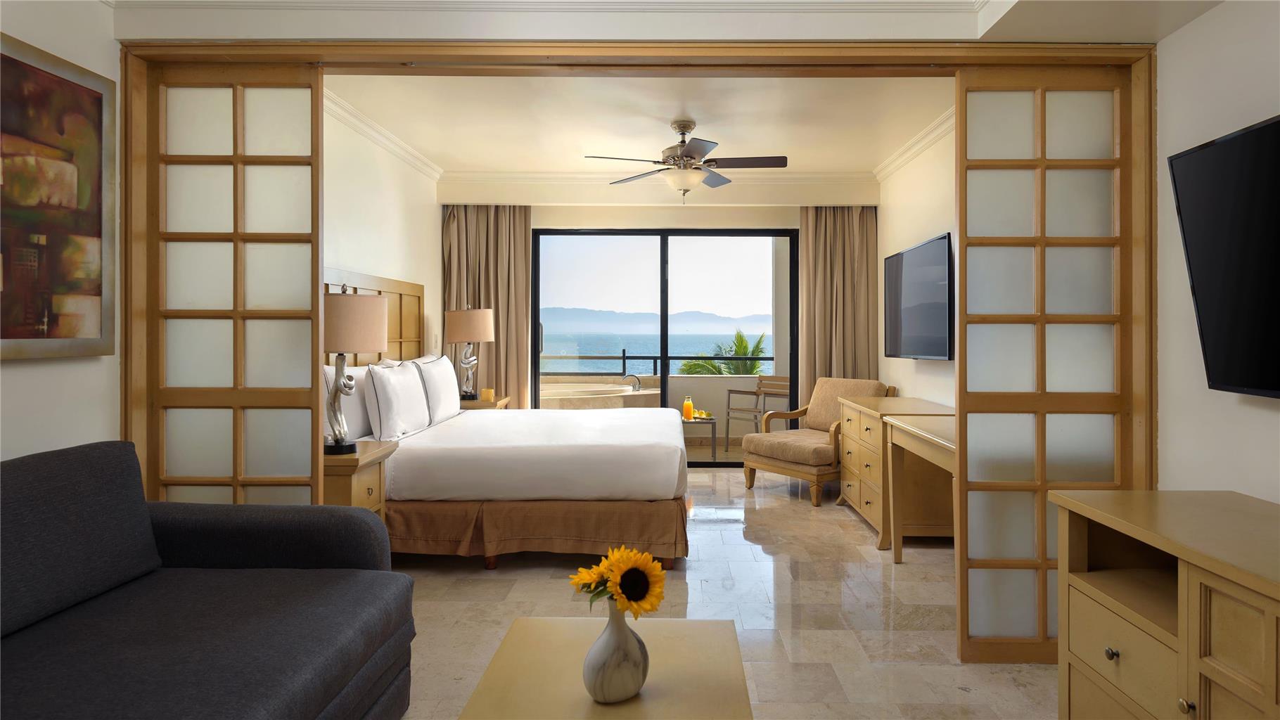 Guest room