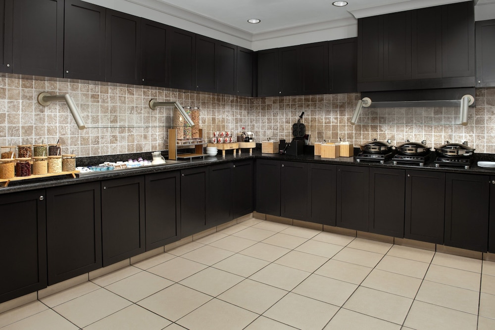 Residence Inn by Marriott Fayetteville Cross Creek - photo 39