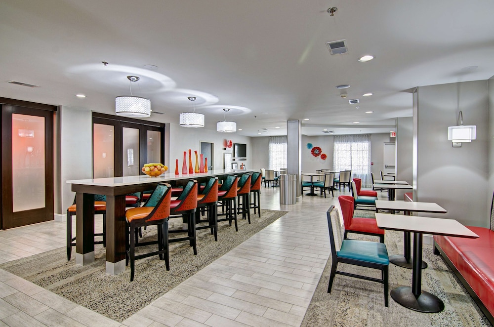 Hampton Inn Salem VA - photo 38