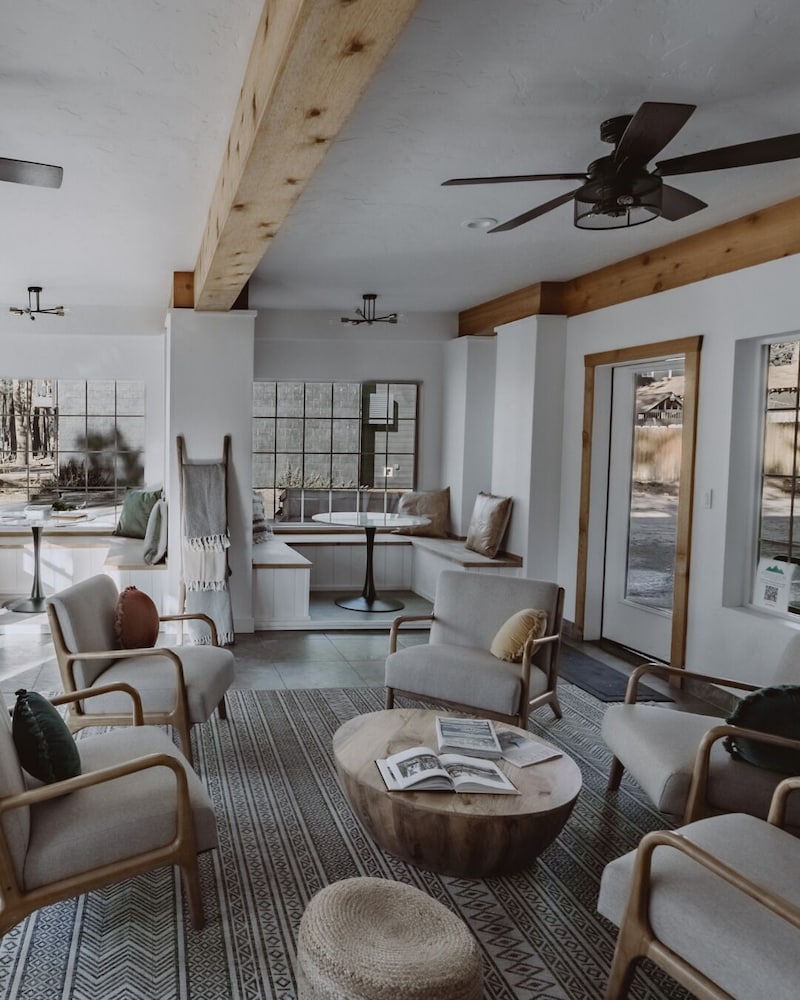 The Jeffrey Hotel — South Lake Tahoe