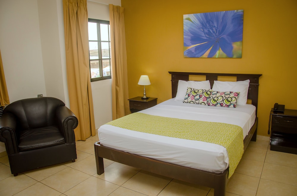 Hotel Residencial Cervantes — David — photo 2