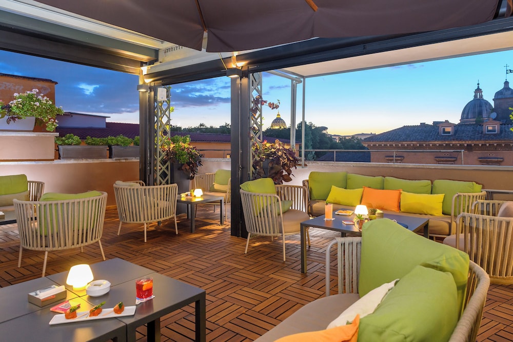 Hotel Indigo Rome St. George by IHG