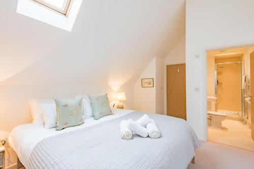 The Loft at Emperor Court by Bloom Stays