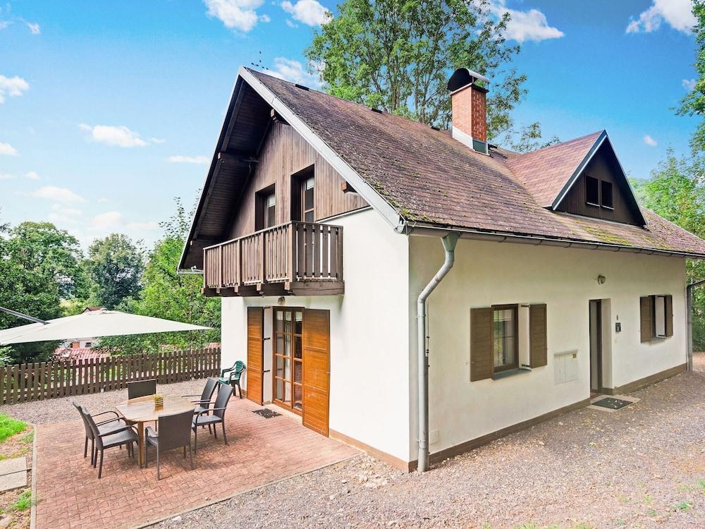 Nice Comfortable House in Great Setting in Javornik Giant Mountains — 4-Star Luxury Hotel in Rudnik, Czech Republic