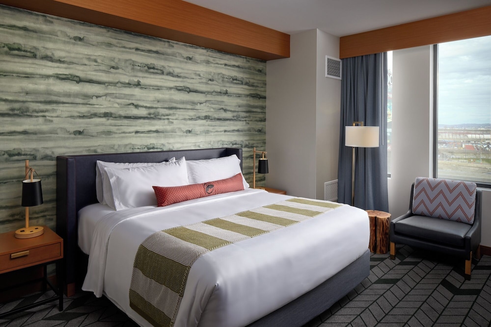 Emerald Queen Hotel and Casino Tacoma - photo 18