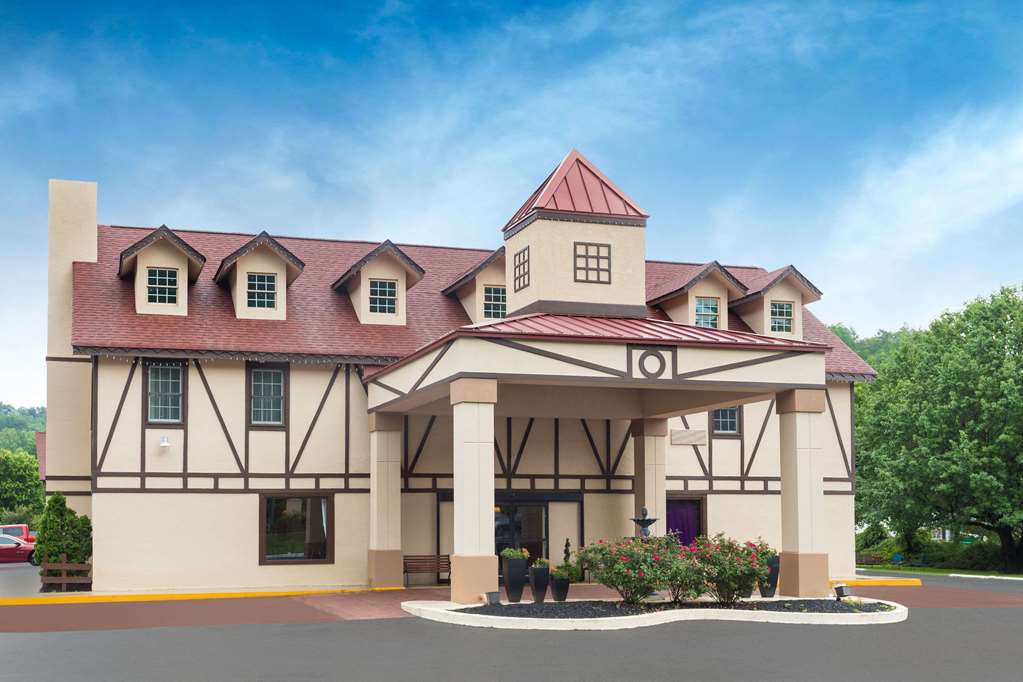 Baymont by Wyndham Helen - featured photo