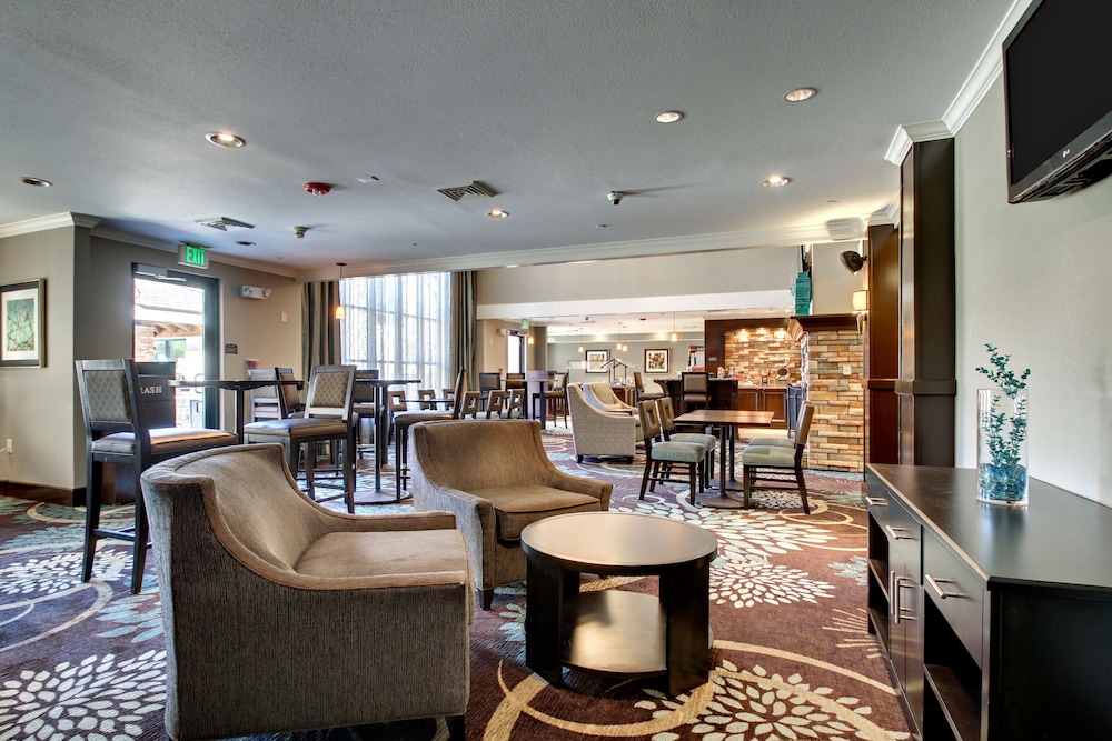 Staybridge Suites Middleton Madison West by IHG - photo 42