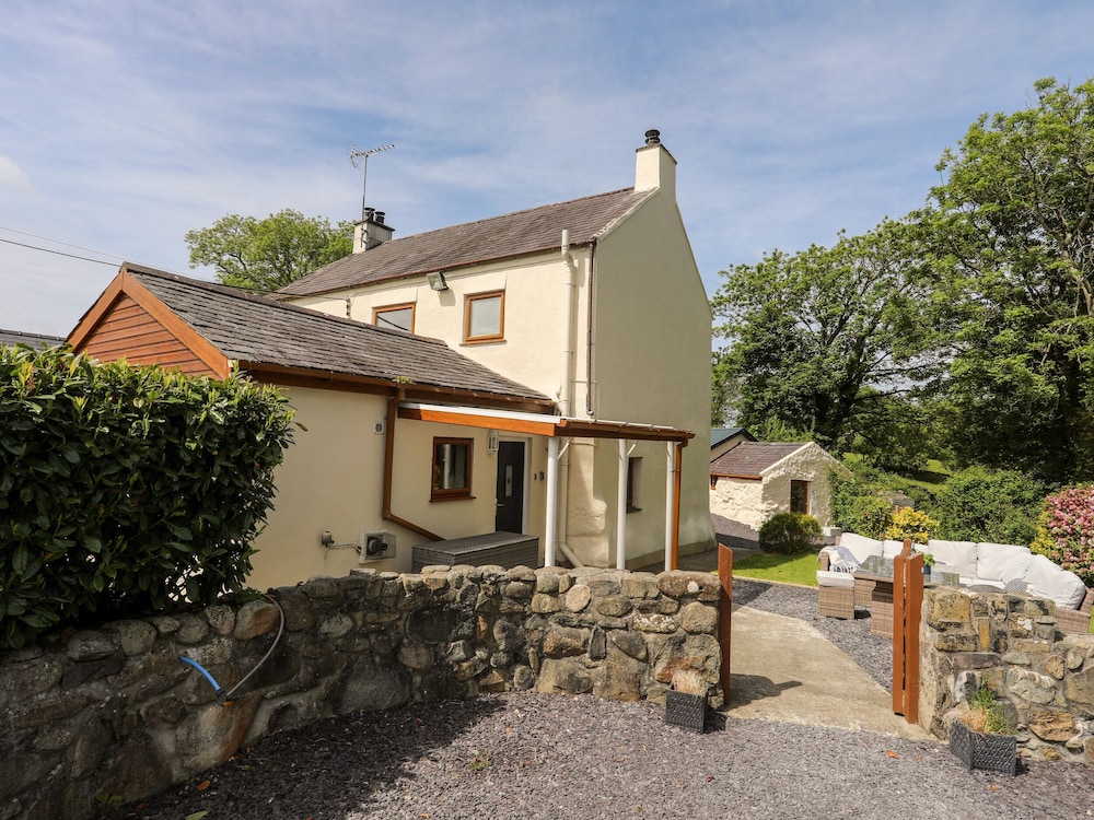 Tyddyn Parthle in Caernarfon, United Kingdom