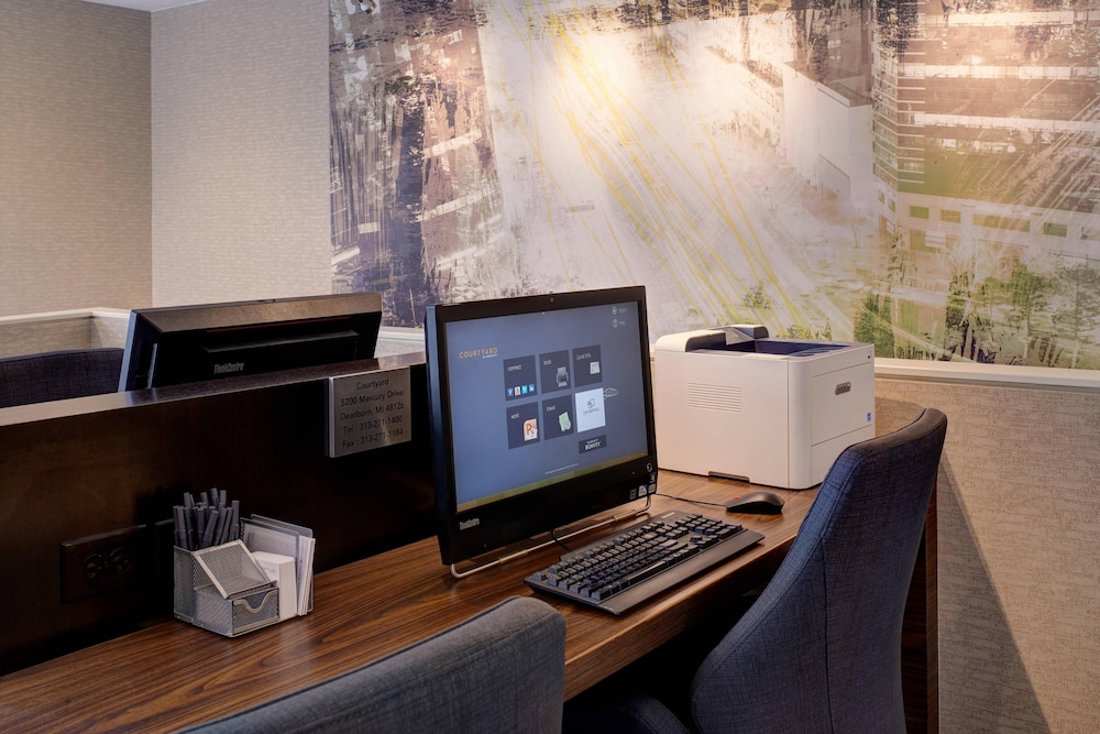 Courtyard by Marriott Detroit Dearborn - photo 9