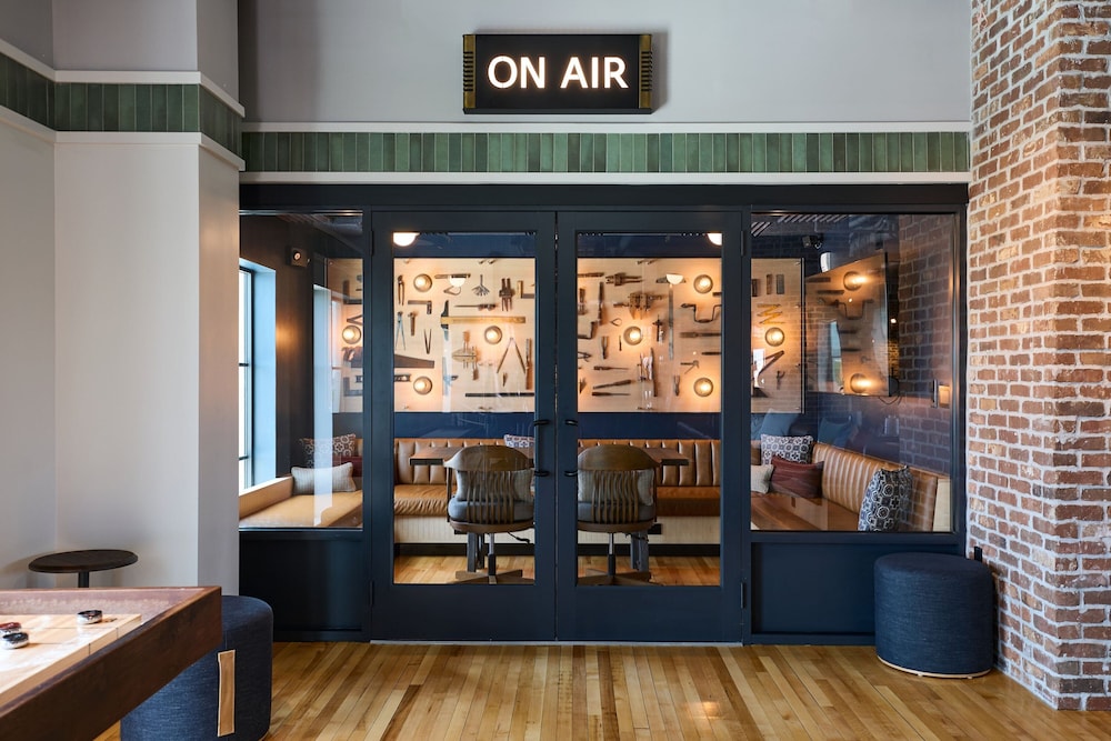 Moxy Charleston Downtown - photo 33