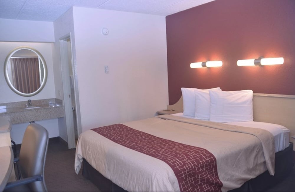 FairBridge Inn Express Baton Rouge - photo 13