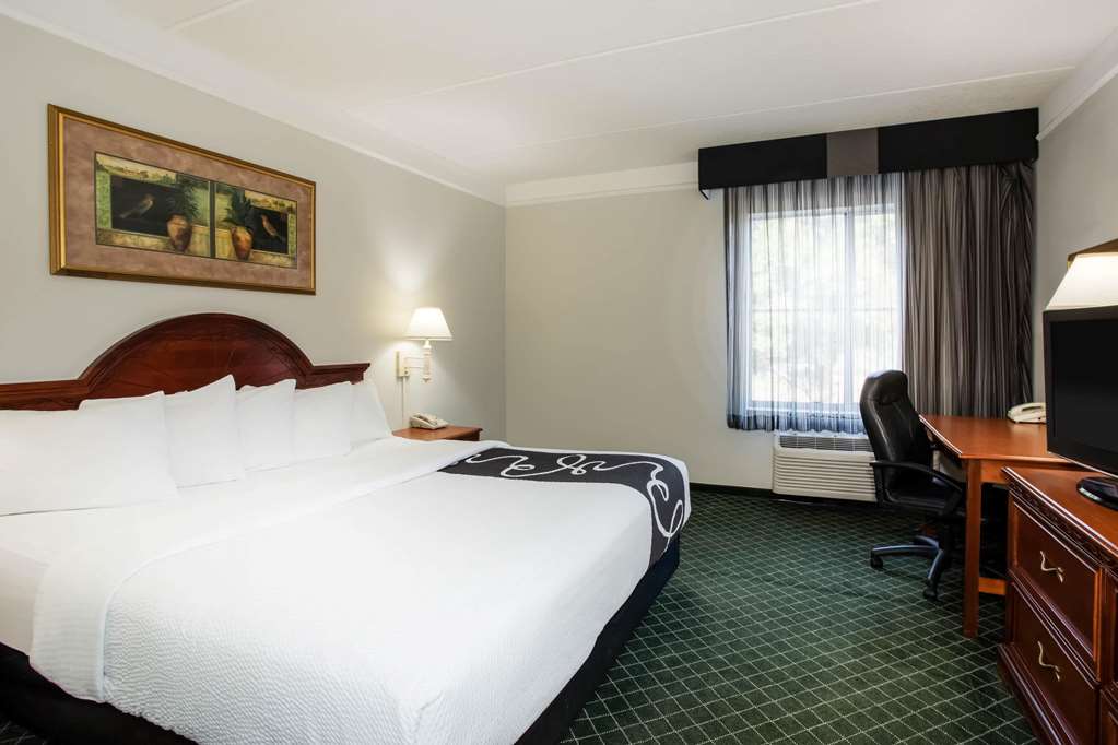 La Quinta Inn & Suites by Wyndham Melbourne Viera - photo 29