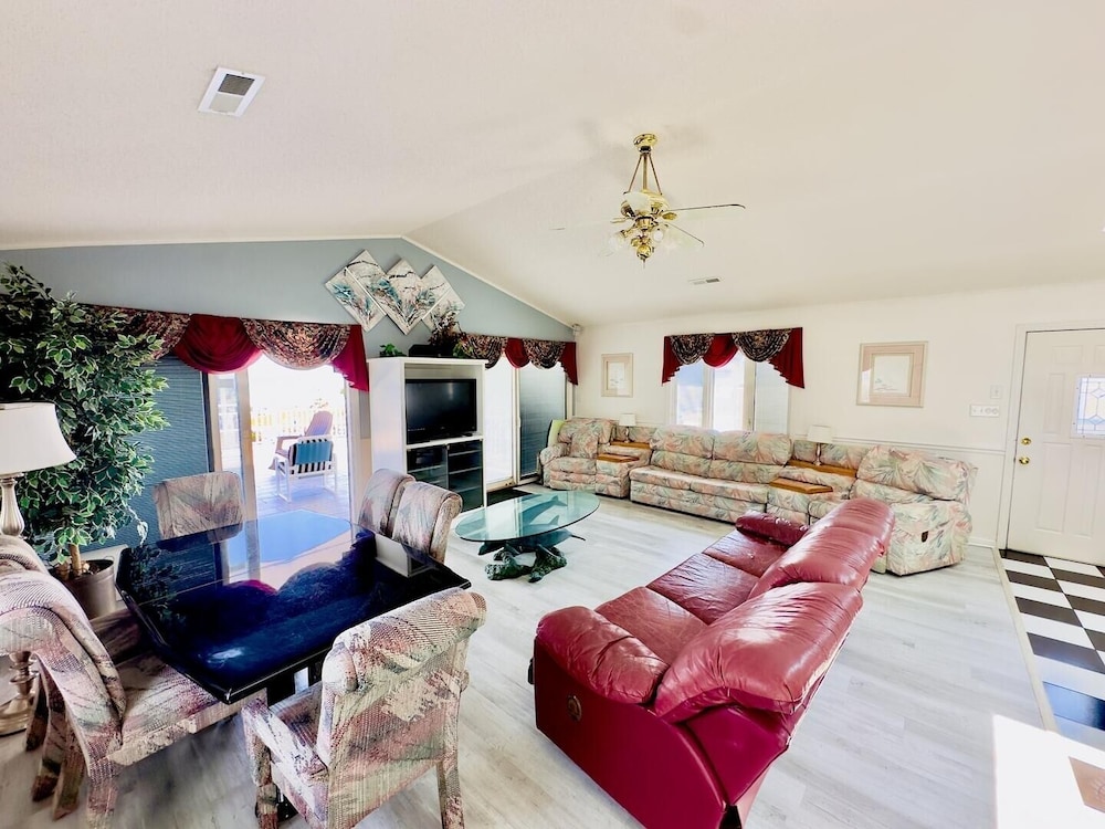 Grand Strand Resort Ph1 3 Bedroom Home by Redawning - photo 12