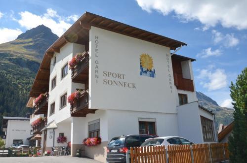 Hotel Garni Sport Sonneck in Galtuer, Austria