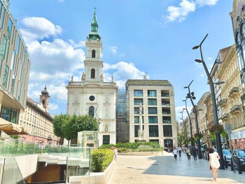 Emerald Residence Luxury Apartments — 4-Star Luxury Hotel in Budapest, Hungary