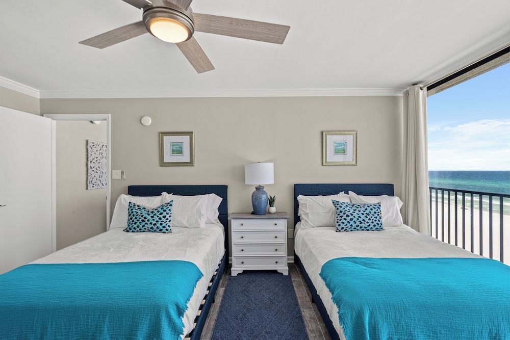 Sandpiper Beacon Beach Resort - photo 38