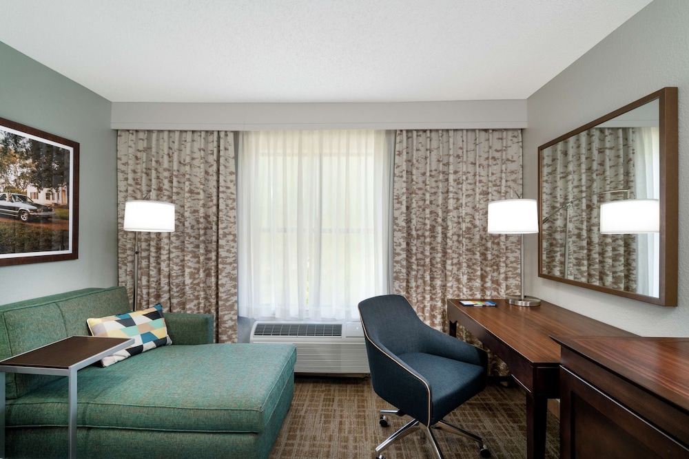 Hampton Inn & Suites Nashville Franklin - photo 10