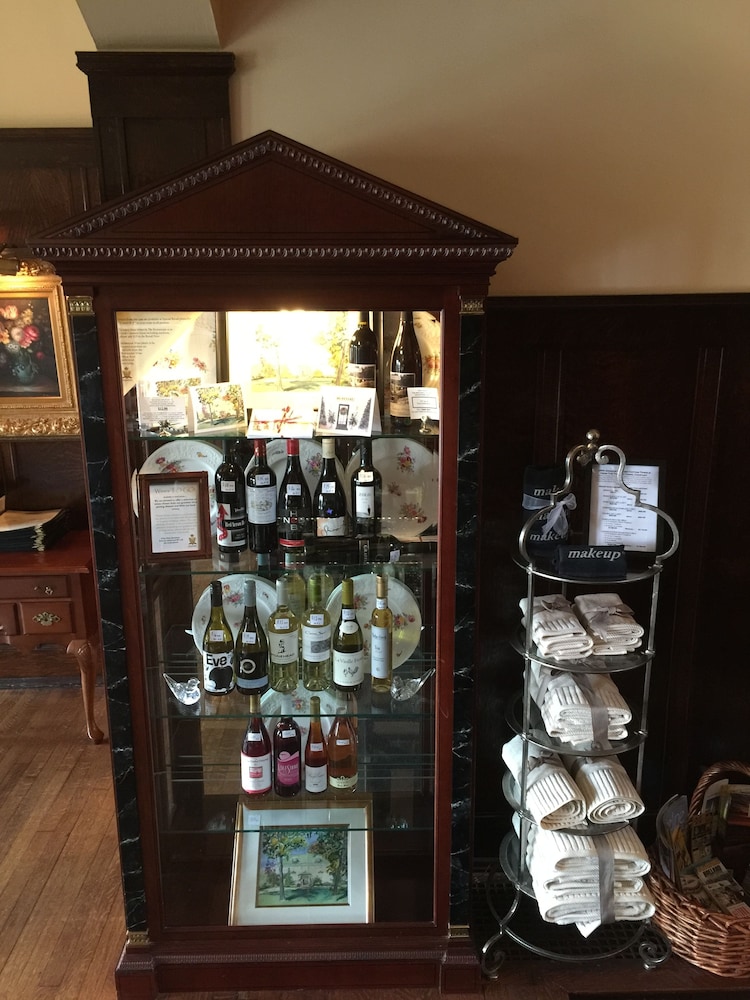 The Belvedere Inn & Restaurant - photo 28